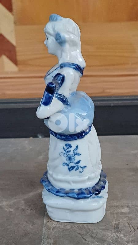 antique 3