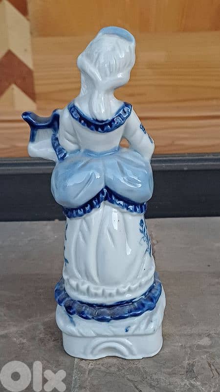 antique 4