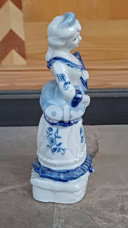 antique 5
