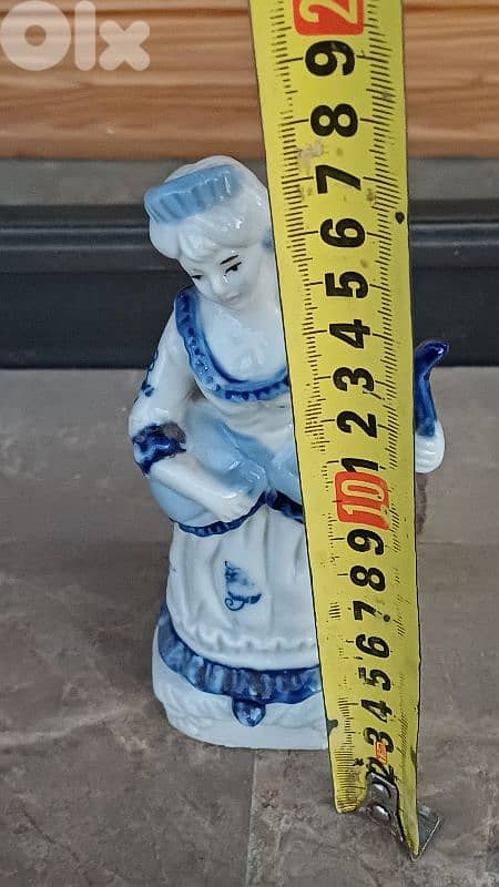 antique 7
