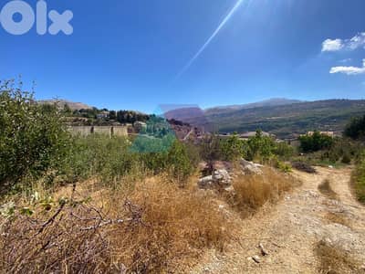 Land with Prime Location for sale in Hrajel - أرض للبيع في حراجل
