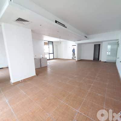 Office on the highway of Zalka in commercial center for rent