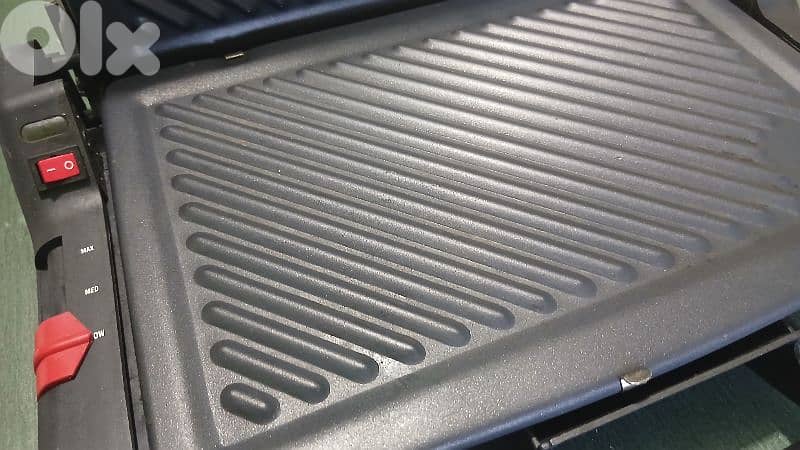 Electric grill 4