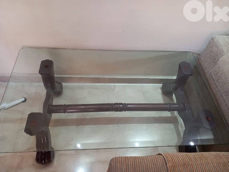 طاولة للبيع 0