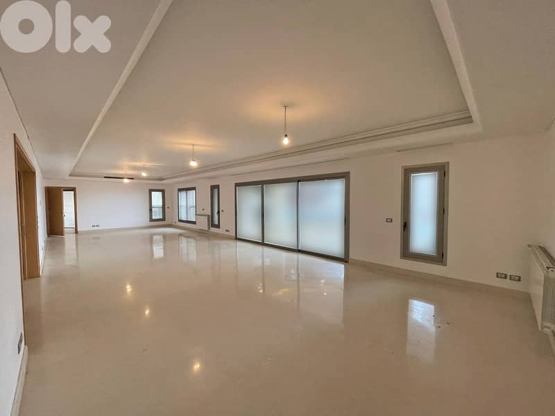 Make yourself at home ! Elegant Apartment for sale in Ain el Mreisseh 0