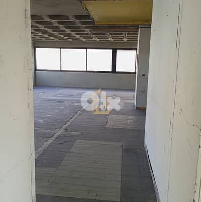Office for sale in Achrafieh EA239 مكتب للبيع في الأشرفية