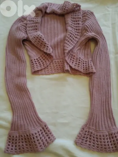 Low rise sweater - Not Negotiable