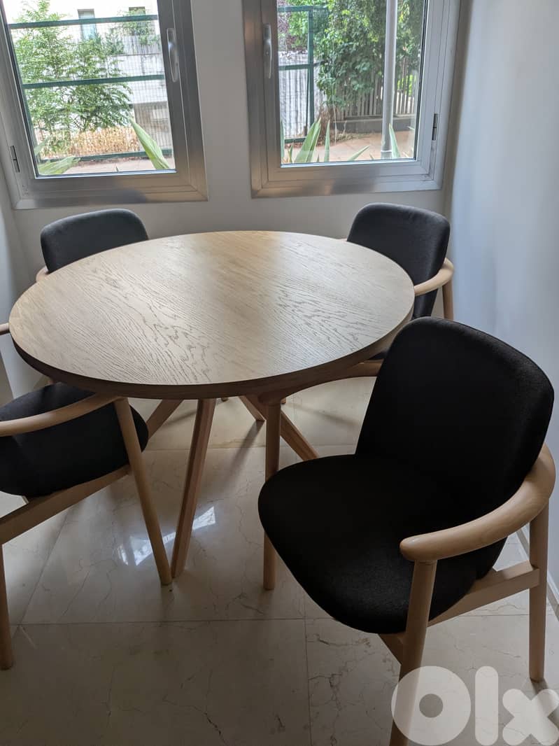4 dining chairs brand new 0