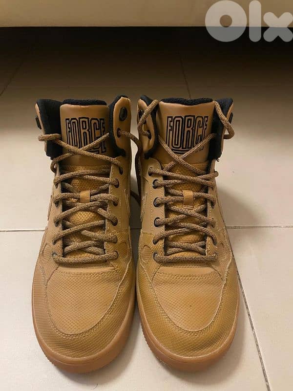 Nike shoes in perfect condition in size 42.5 3