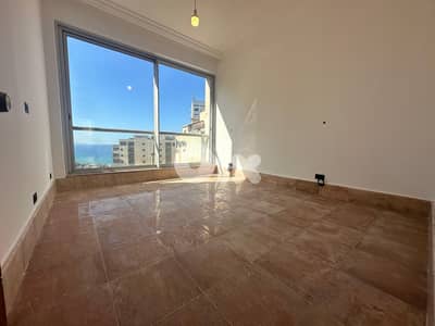 Apartment for Sale in Rawcheشقة مطلة على البحر للبيع في الروشة