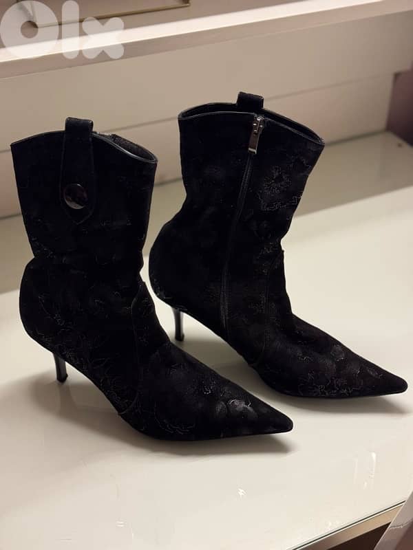 heels & boots good condition 2
