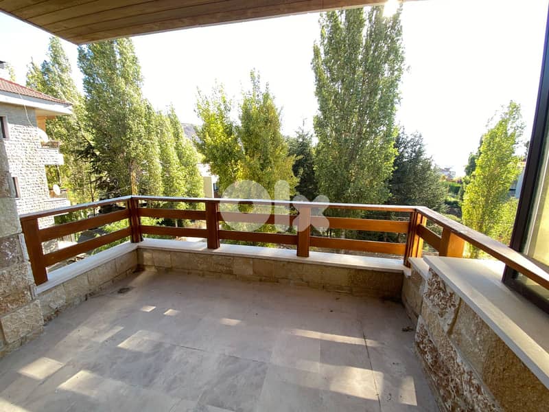 Chalet for sale in Faraya/ Decorated/ Furnished 0