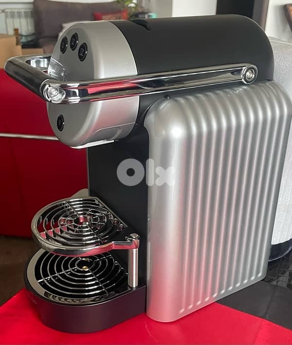 New Nespresso Reduced price Zenius Aluminium coffee machine 1