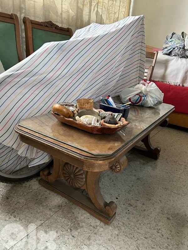 Classic style wood sofas + Table 4