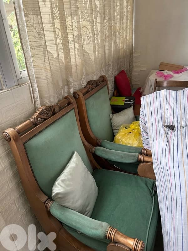 Classic style wood sofas + Table 5