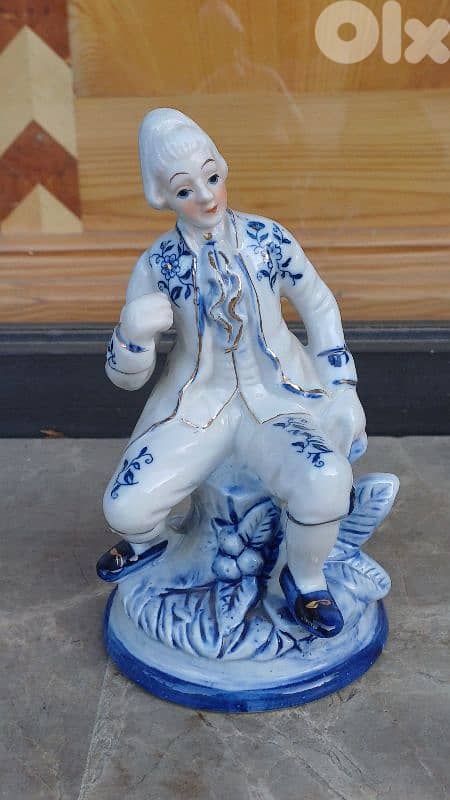 antique 0