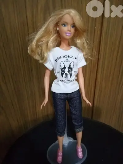Barbie Mattel 2000ish great doll Bend legs +brand tag Outfit+Shoes=25$