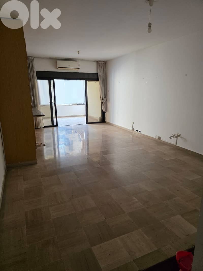 SUPER CATCH !! APARTMENT IN AIN EL MRAISSEH PRIME (130SQ) , (AM-236) 0