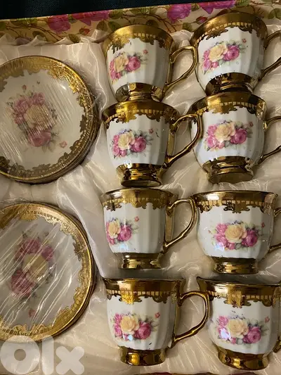 Antique coffee cups 03552303