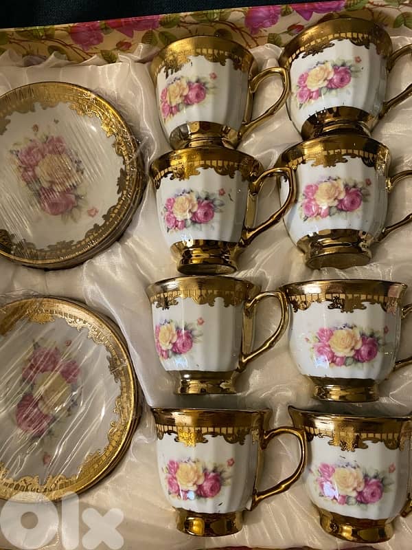 Antique coffee cups 03552303 0