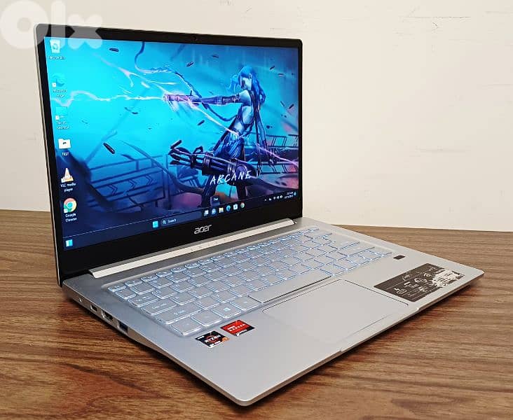 ACER SWIFT - RYZEN 7 4700 - 16 RAM - BACKLIT + FINGERPRINT 1