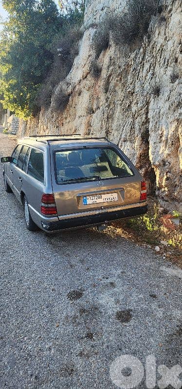 Mercedes-Benz E-Class 1992