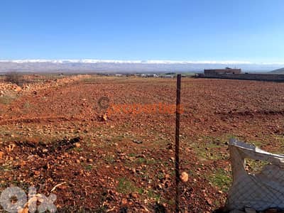 Land For Sale in Deir el Ahmar- Bekaa CPCF297