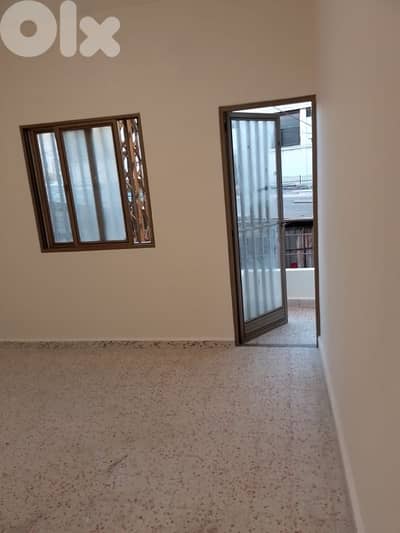 Room For rent for girls all included