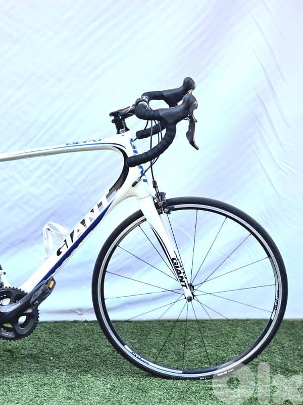 Gaint Defy road bike 28 Carbon Fiber 0