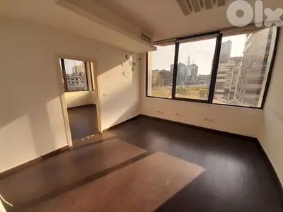 مكتب للايجار في المكلس Office for rent in Mkalles
