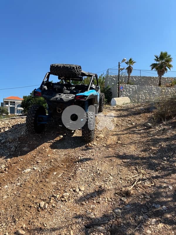 can-am RR turbo 1000cc 4