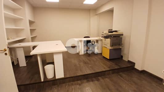 ZE25-4449 Office 165 m² for Sale – Verdun, Beirut مكتب للبيع في فردان