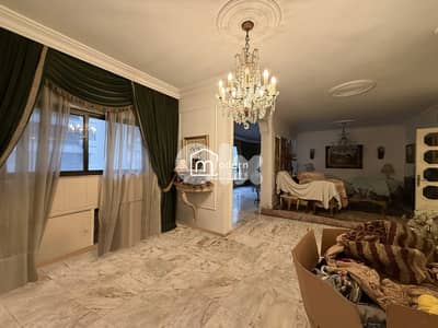 240 Sqm - Apartment For Sale in Tallet El Khayat