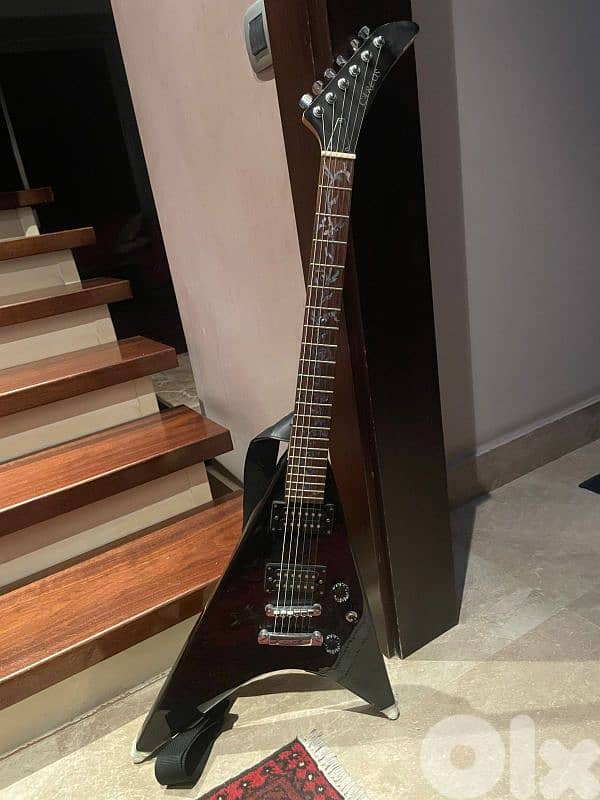 carlos flying v guitar concert-grade with ibanez amp 0