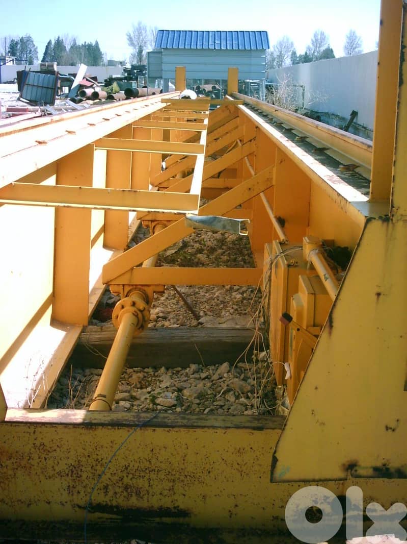 Hangar Crane 0
