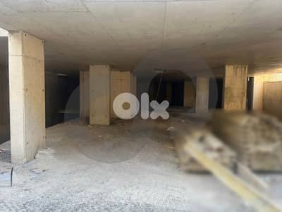 Spacious 500 sqm Commercial Space for Rent – Jdeideh REF#TA127239