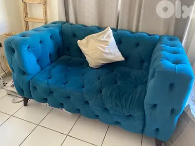2 Sofas
