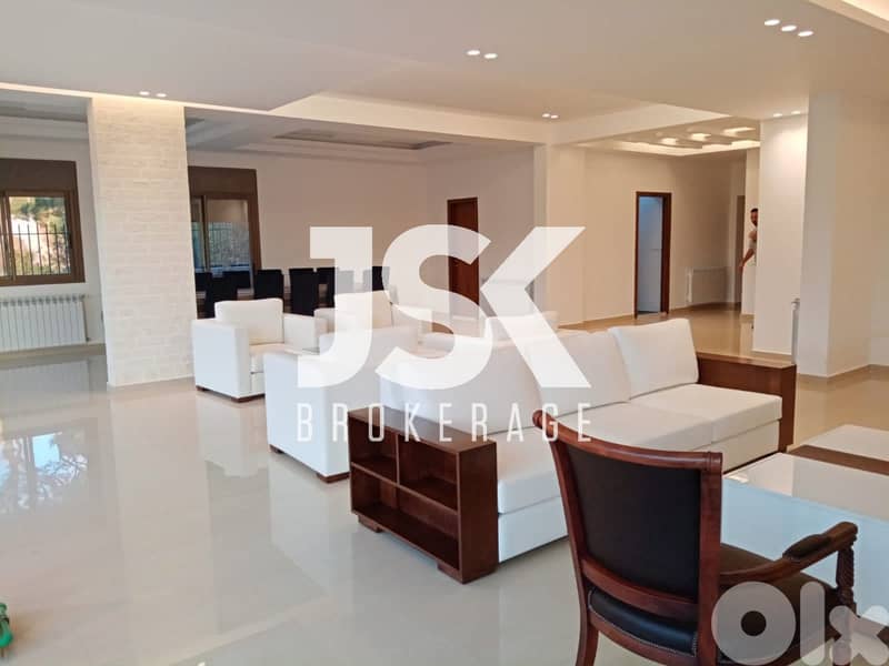 L19399 - Apartment With High-End Finishing For Sale in Qortada 0