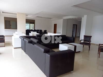 L19399 - Apartment With High-End Finishing For Sale in Qortada