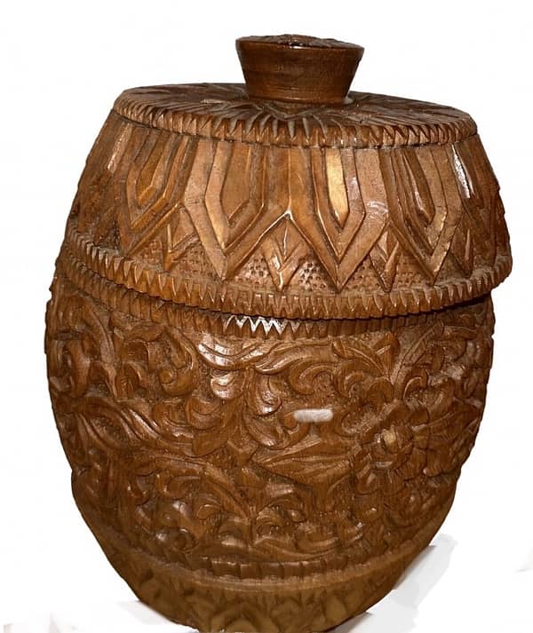 decorative wooden piece 0
