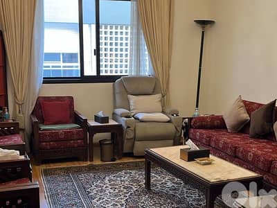 L19410 - Luxurious Apartment For Sale in a Prime Location in Jnah