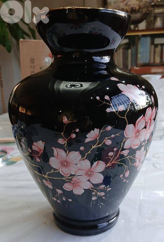 murano vase 0
