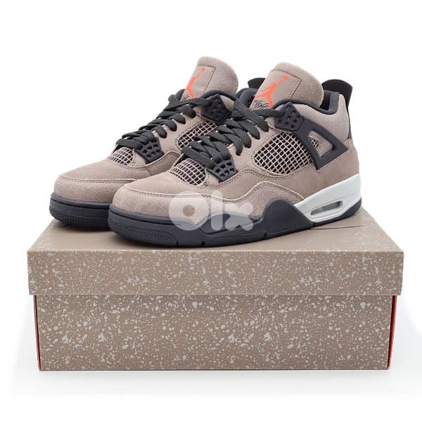 jordan 4 size 44 used like new 0