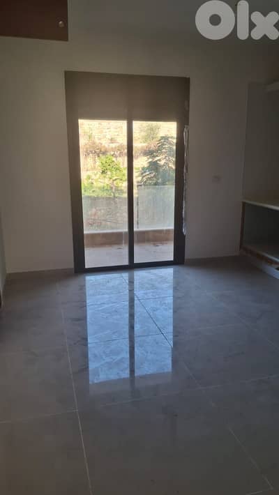 GMN102CM - Apartment for sale in Kfaraaka - شقة للبيع في كفرعقا