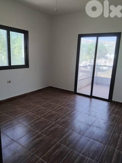 GMN104CM - Apartment for sale in Bziza - شقة للبيع في بزيـزا