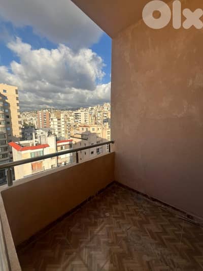 شقة للبيع في جل الديب Decorated apartment for sale in Jal el Dib