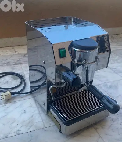 DALLA CORTE coffee machine مكنة قهوة