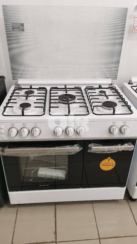 Gas Oven Ariston 90cm White فرن غاز أريستون الأصلي 0