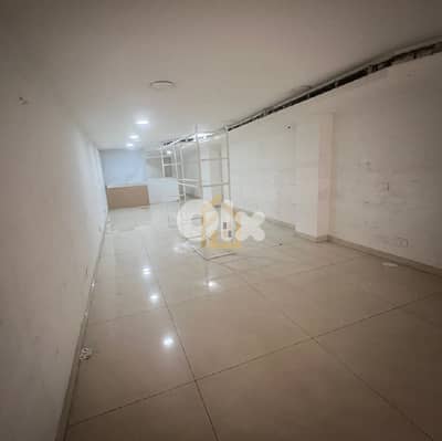 Warehouse for rent in Mirna Chalouhi RA30 معرض للإيجار