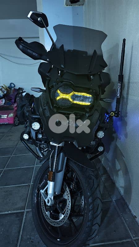 bmw  r1250gs 0
